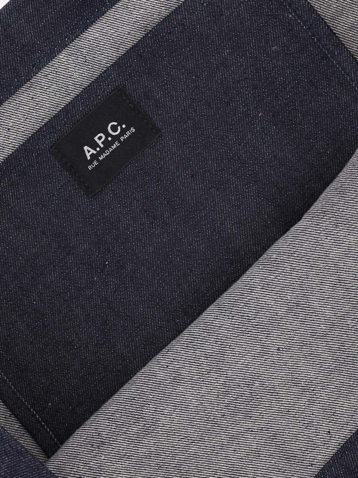 A.p.c. 100% Cotton Canvas Bag with Minimal Hardware - Image 4