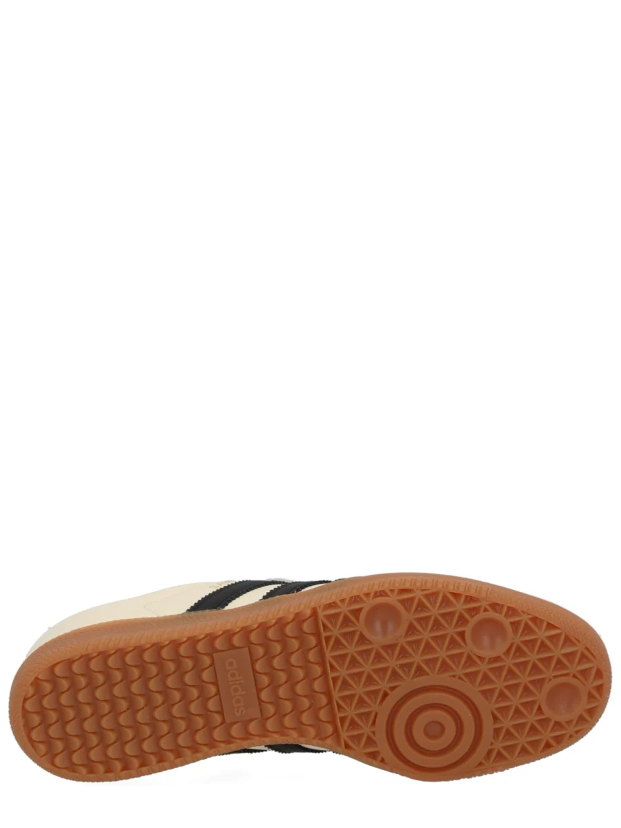 Adidas Originals Essentials Unisex Sneakers - Image 6