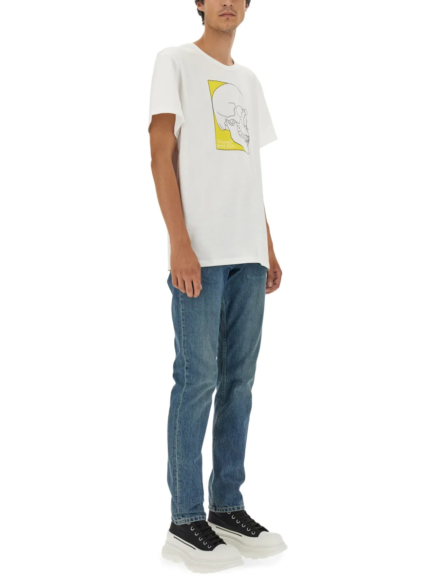 ALEXANDER McQUEEN Crew Neck T-shirt with Skull Print - Image 2