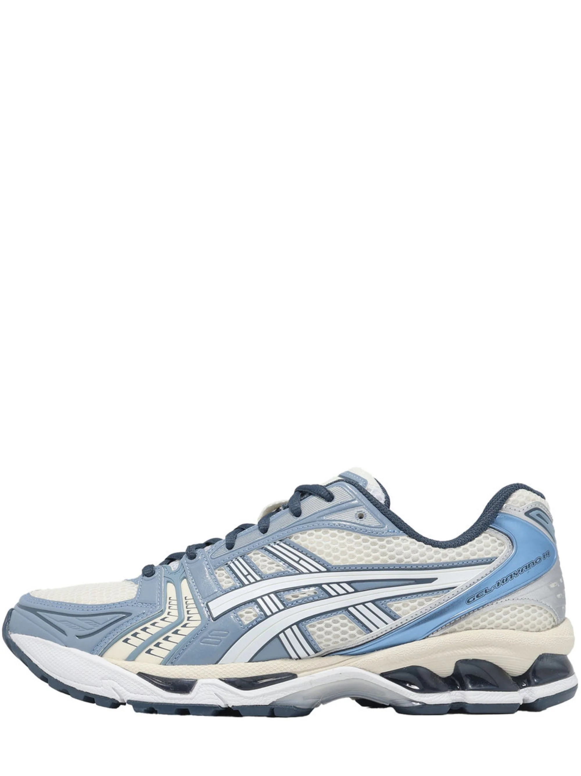 Asics Lightweight Sneakers for the Modern Man - Image 3