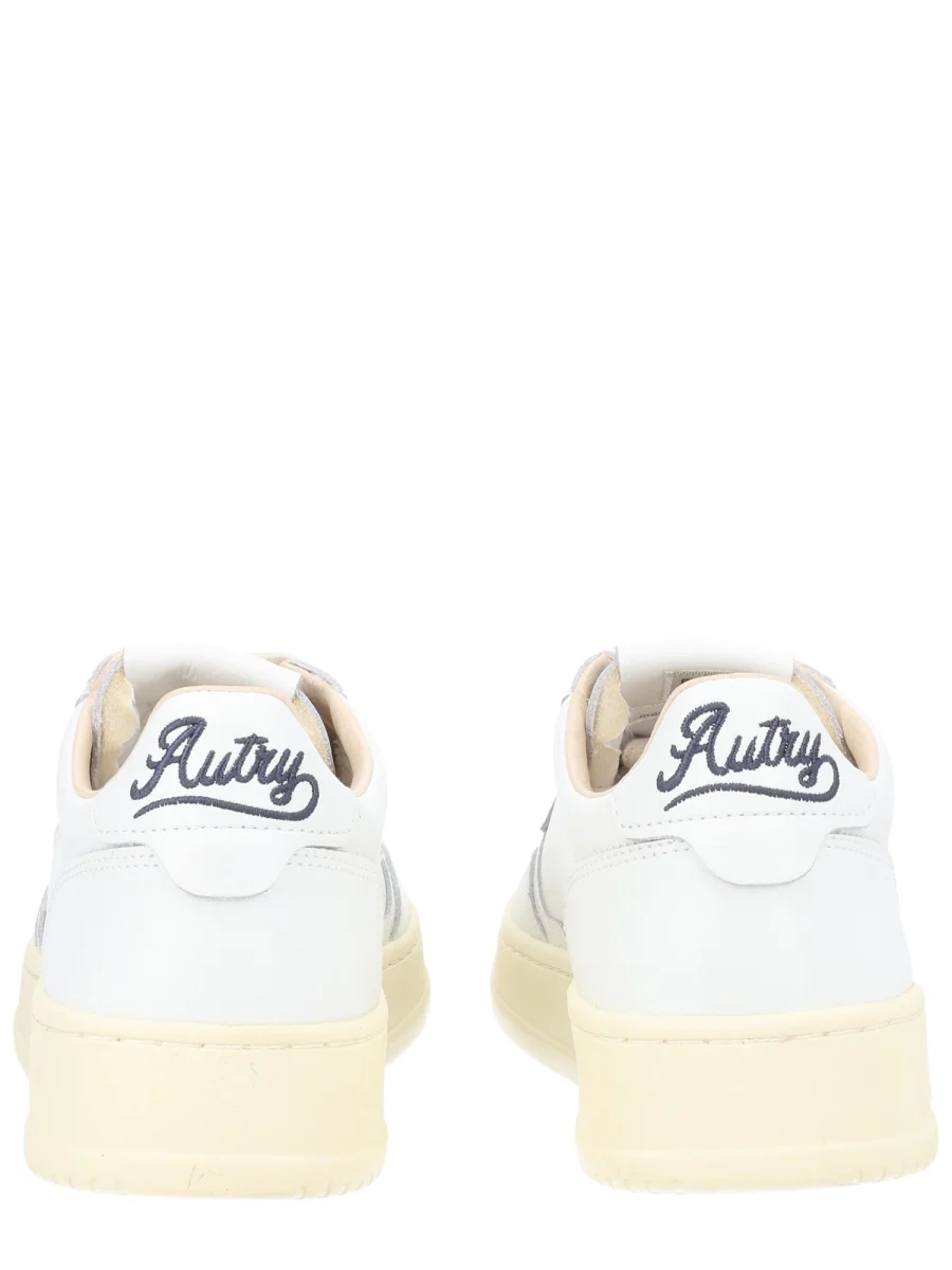 AUTRY Medaglia Low-top Leather Sneakers - Image 4