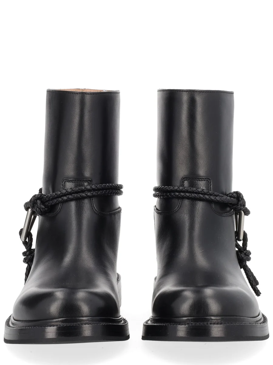 Bottega Veneta Elegant Leather Boots for Women - Image 3