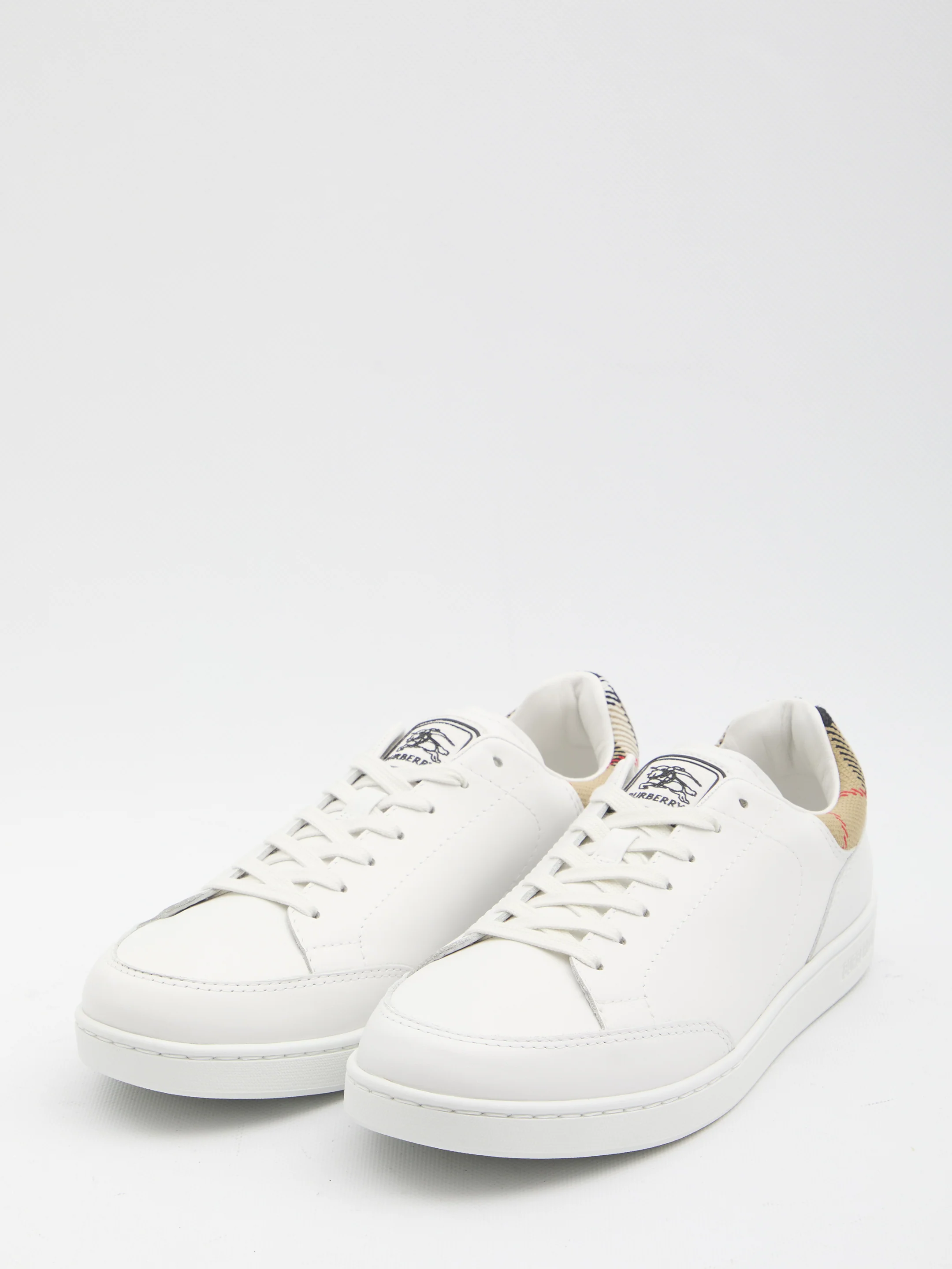 BURBERRY Set Leather Sneakers - Image 6