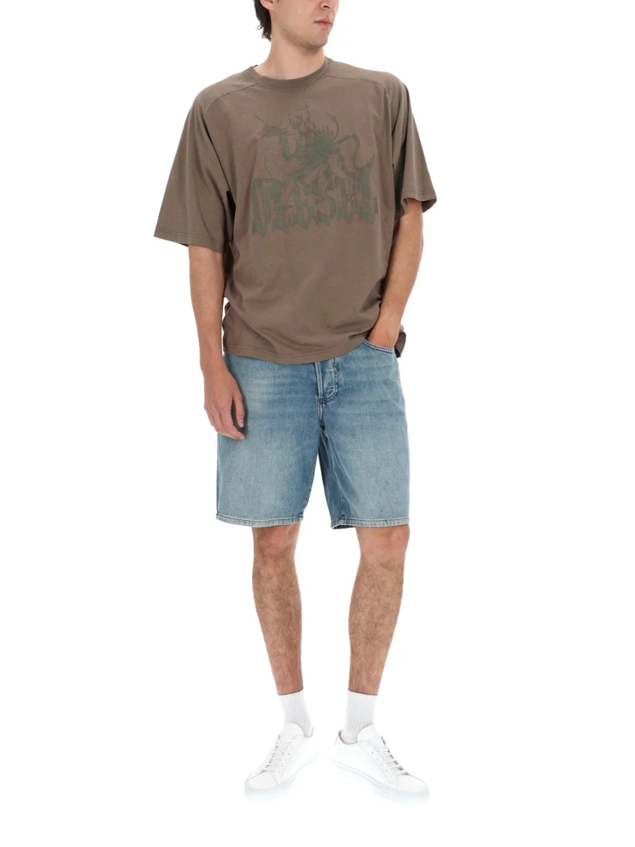 Diesel Casual Denim Shorts - Size 33 - Image 2
