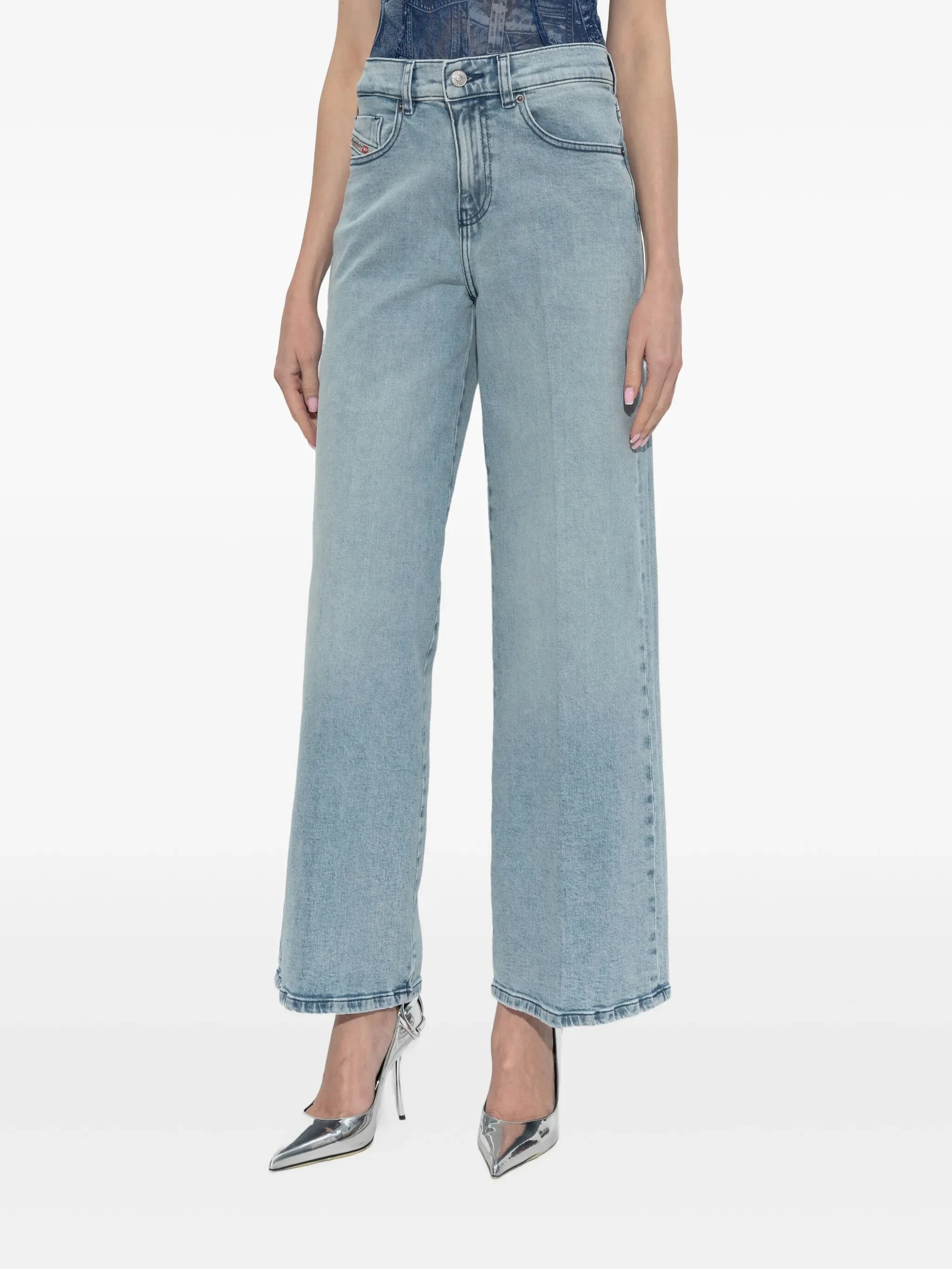 Diesel High-Waisted Button-Up Jean - Size 25 - Image 3