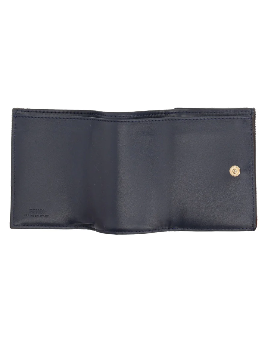 FENDI Baguette Micro Trifold Fabric - Image 3