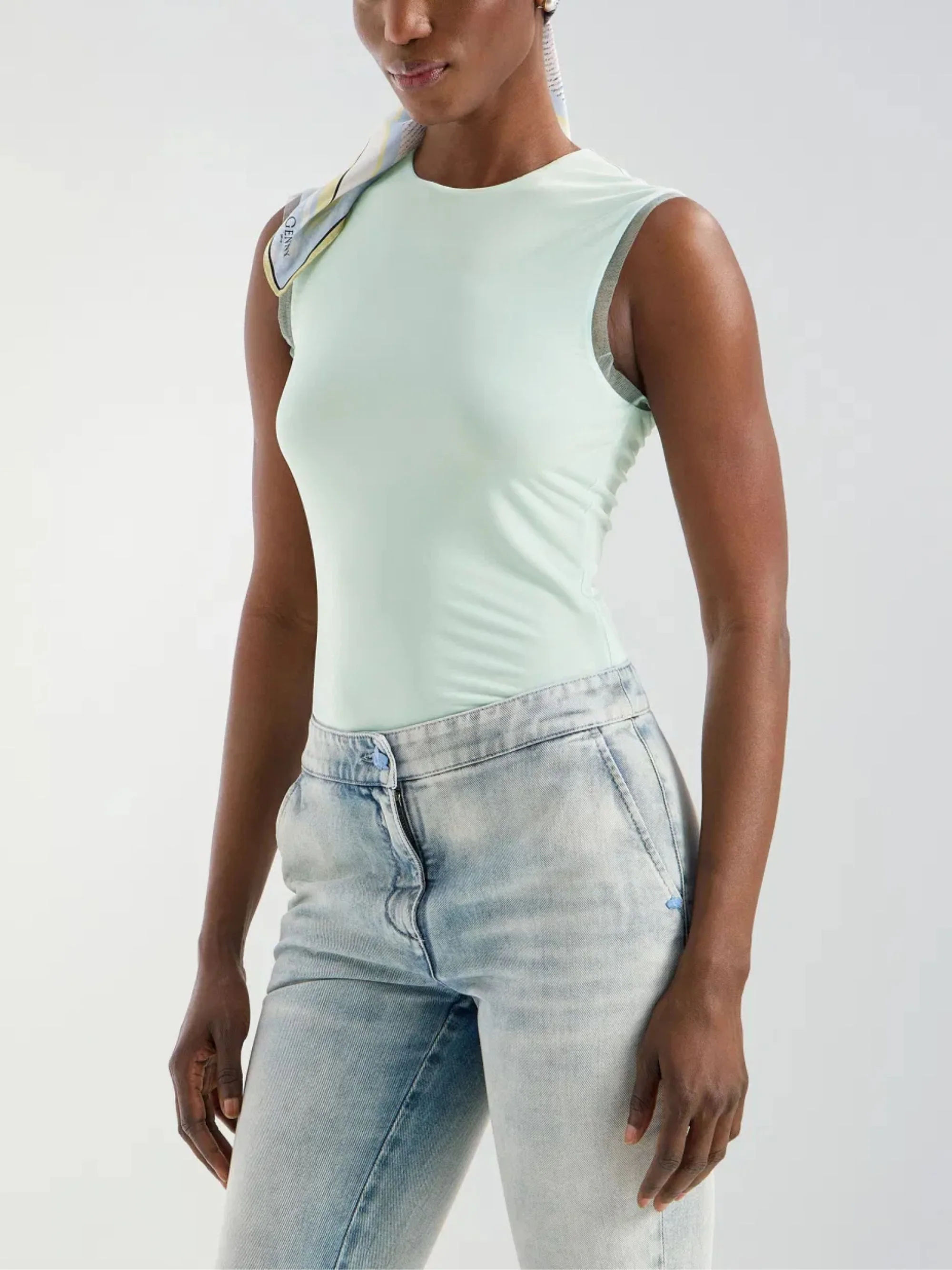 Genny Sleeveless Top - Image 2