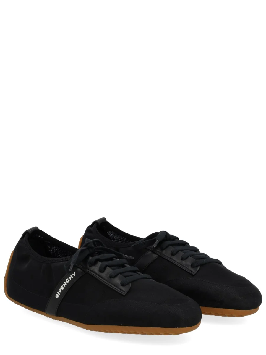 Givenchy Minimal Slim Women's Sneakers - Image 2