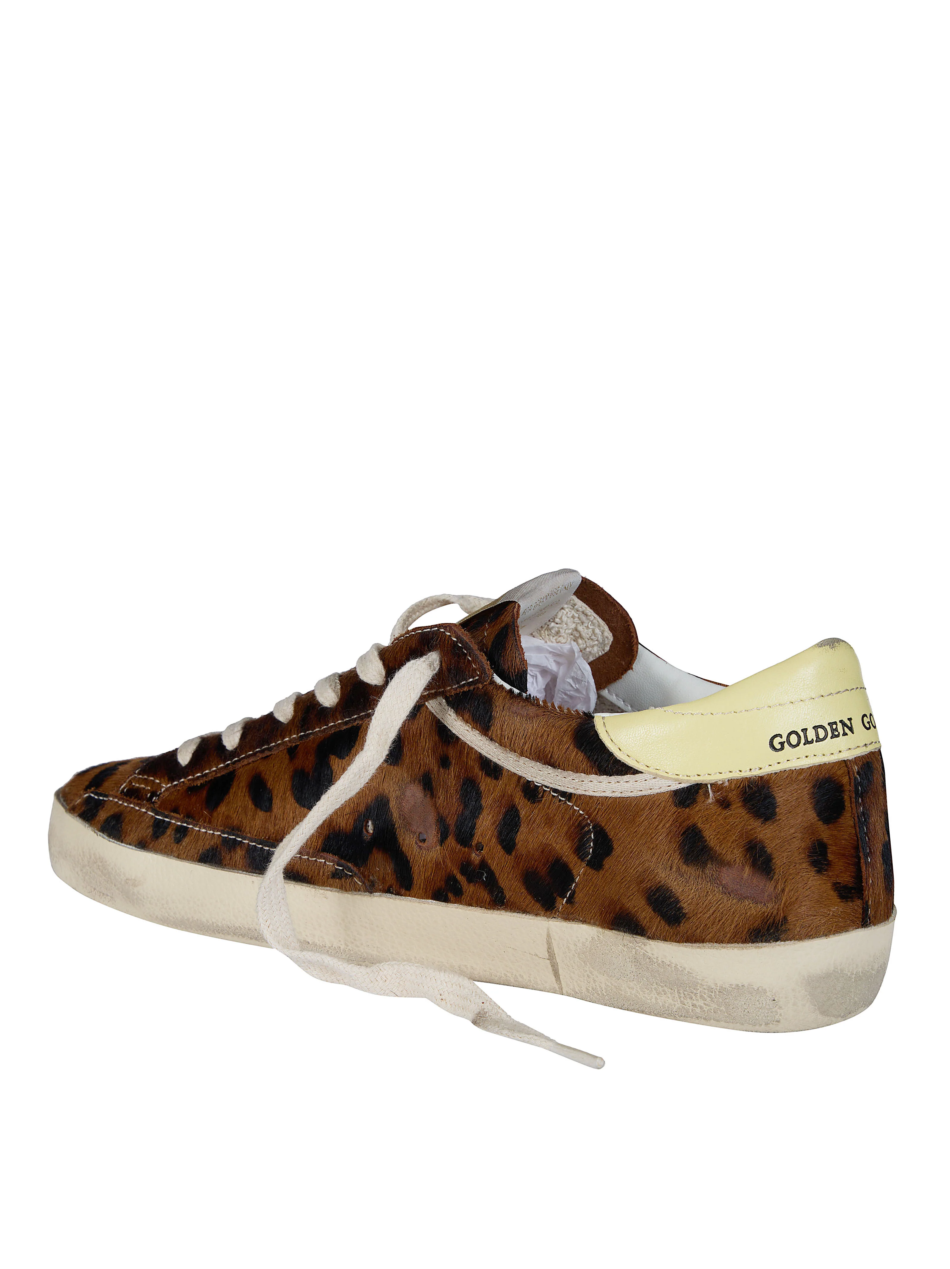 Golden Goose Sneaker with Star Detail and Premium Leather - Image 3