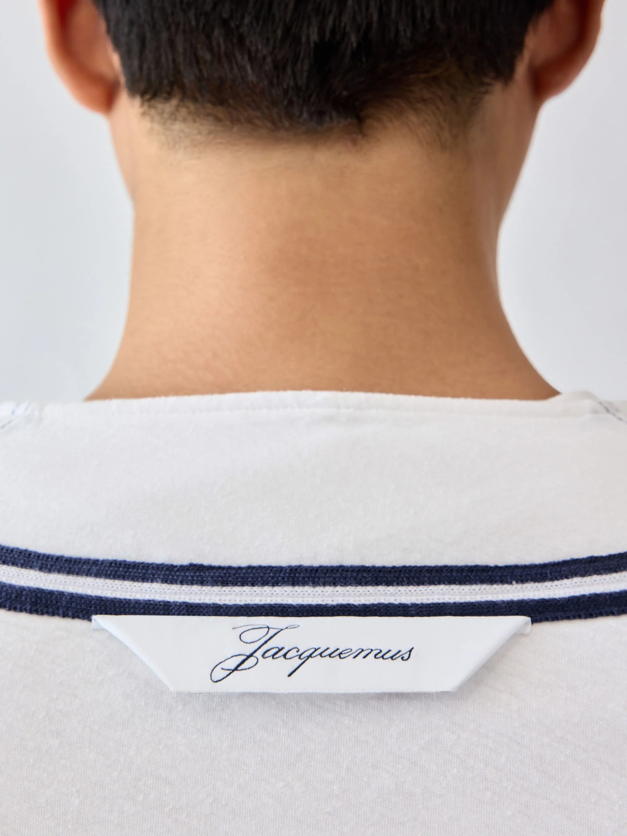 Jacquemus Boxy Fit V-Neck Baseball Shirt with Embroidered Letter J - Image 4