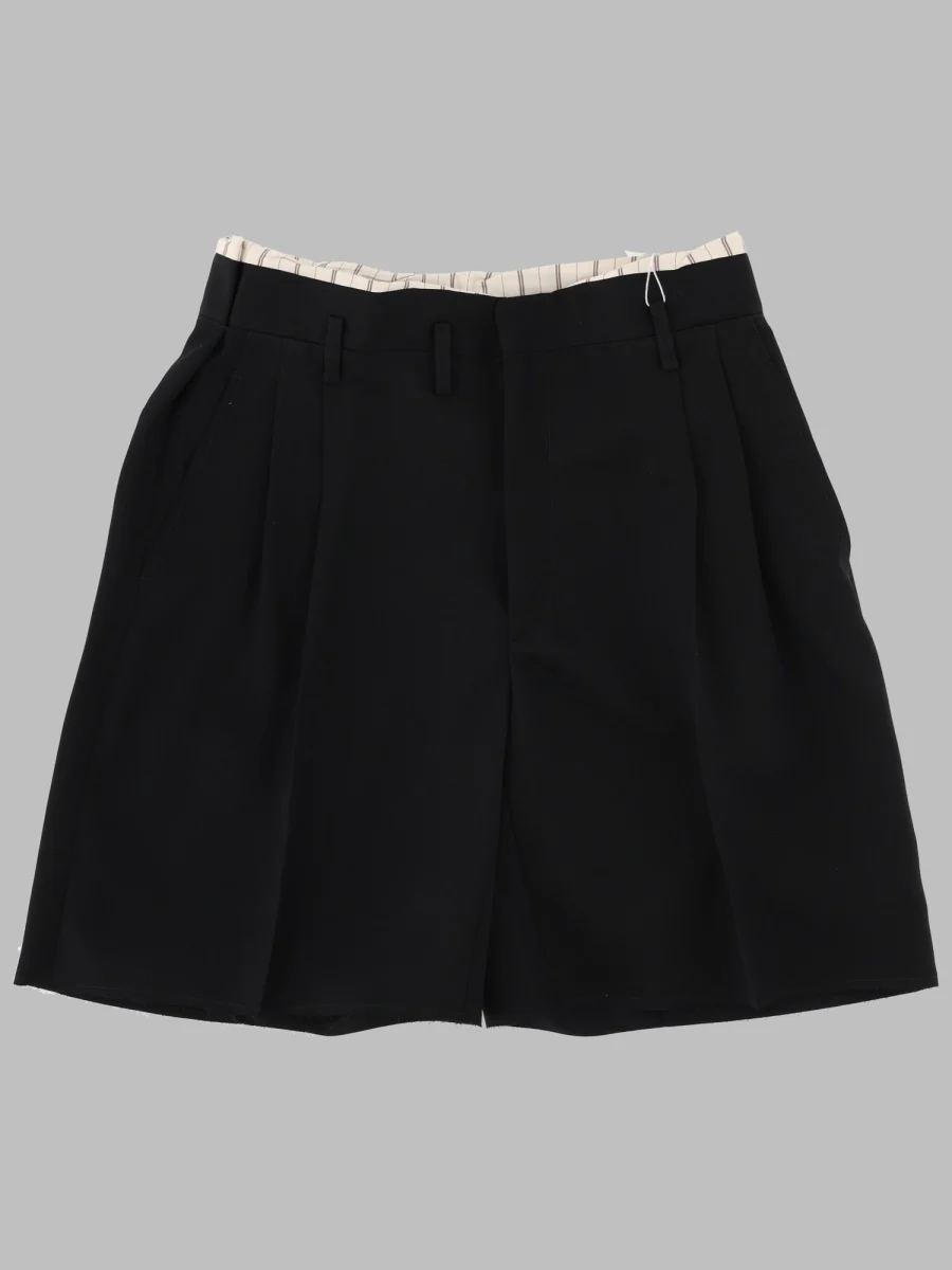 Maison Margiela Men's 100% Virgin Wool Shorts - Image 2