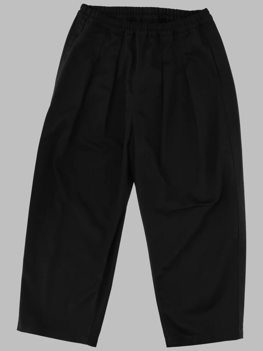 Maison Margiela Men's Soft Fabric Trousers with Cotton-Lined Pockets - Image 2