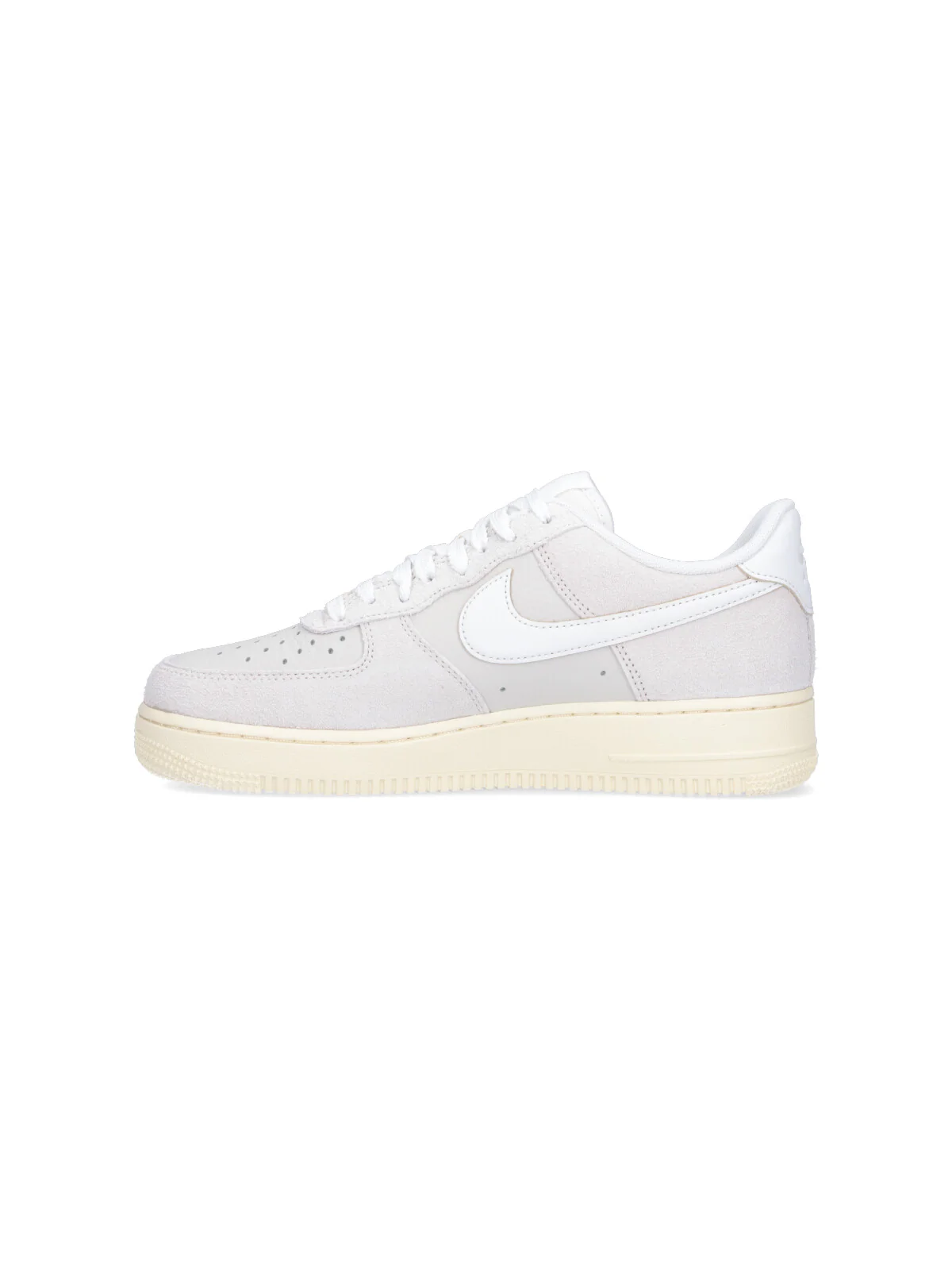 Men's Nike Sneakers - Image 3