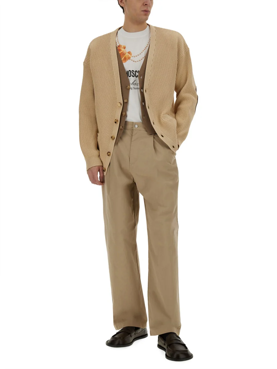 Moschino Breakfast T-Shirt with Necklace for Men - Image 6