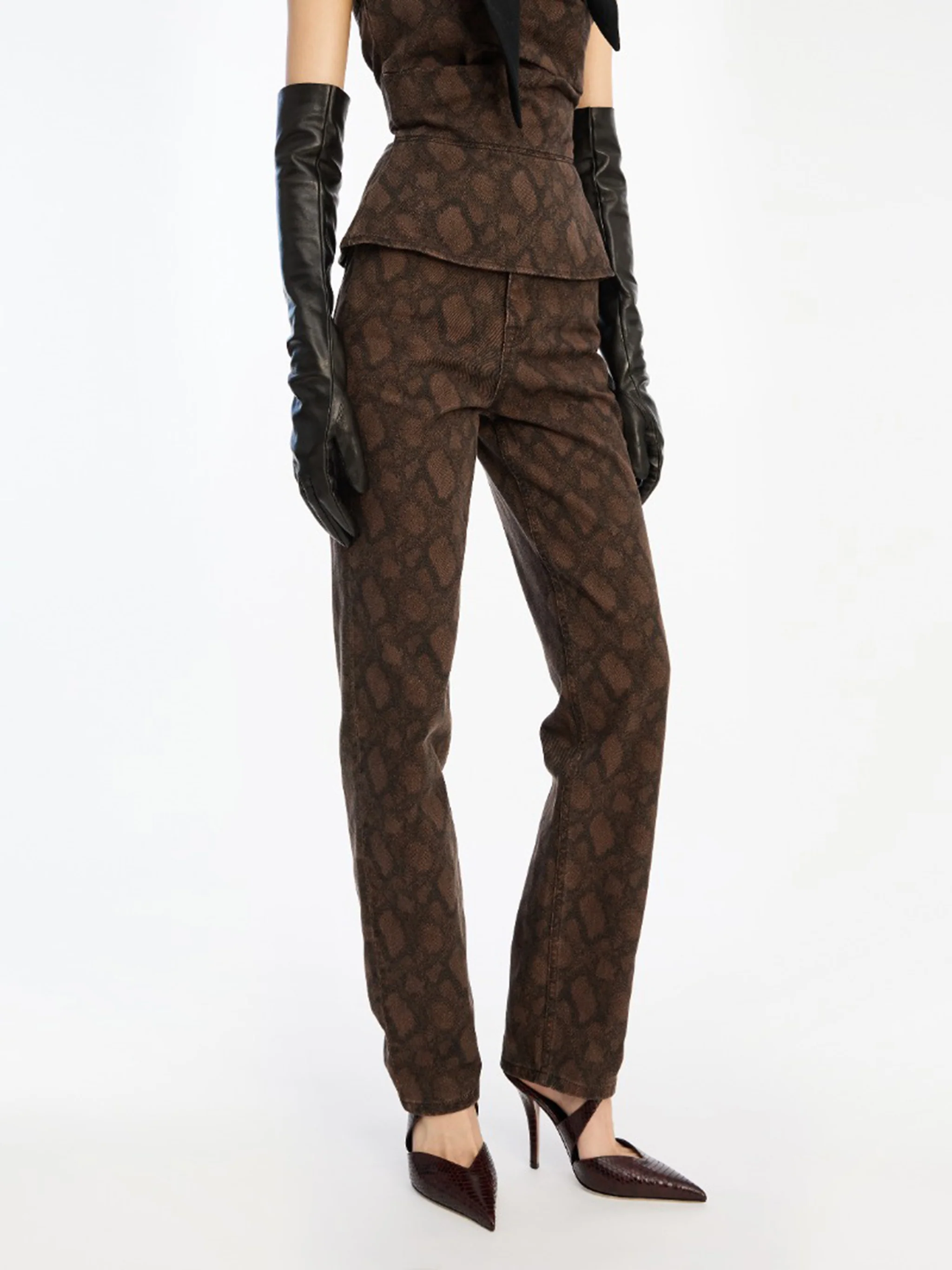 Rotate Front Button High-Waisted Jean with Zip Closure - Size 26 - Image 4
