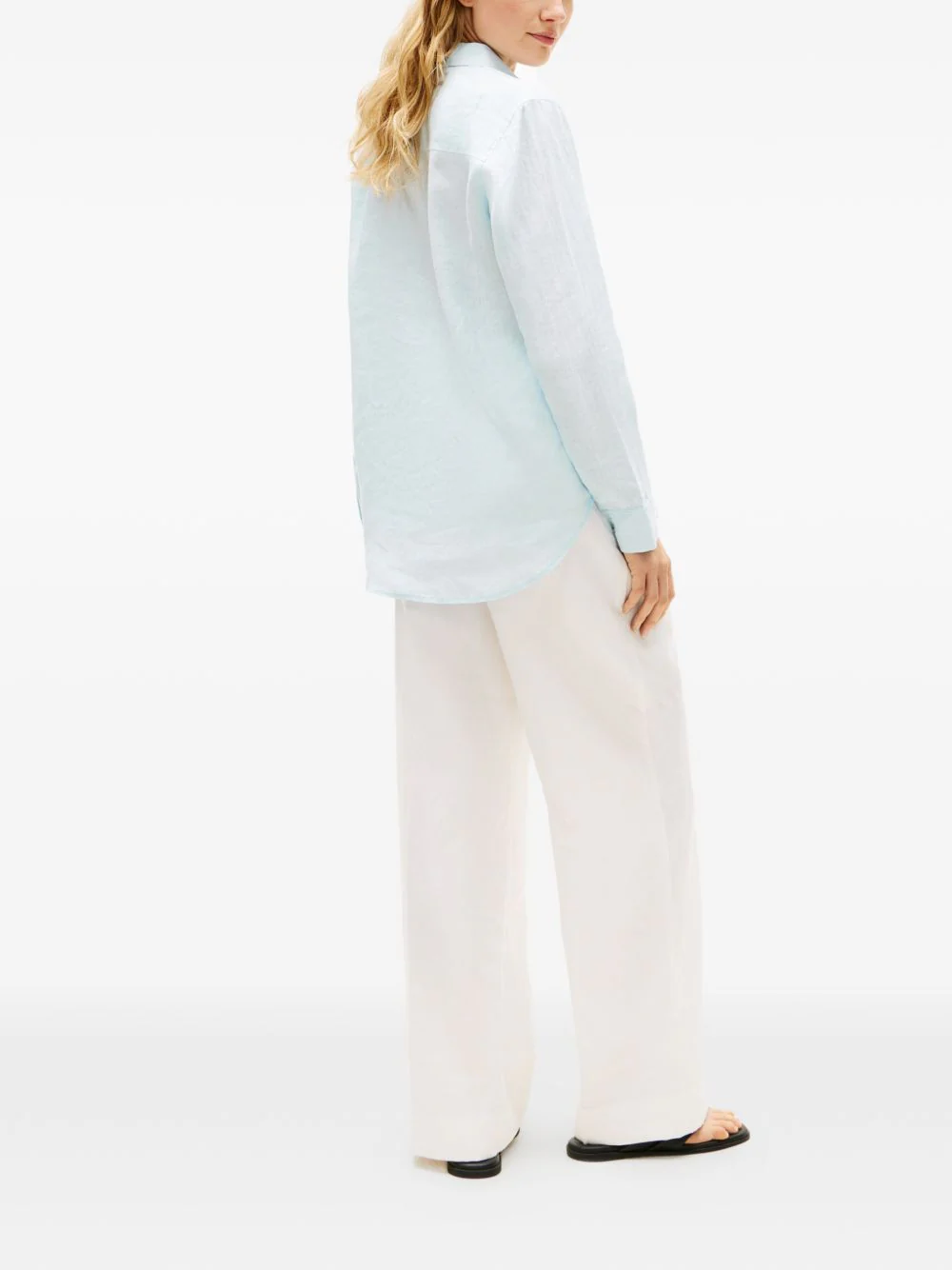 Tommy Hilfiger Long Sleeve Button-Up Shirt with Curved Hem for Women - Image 6