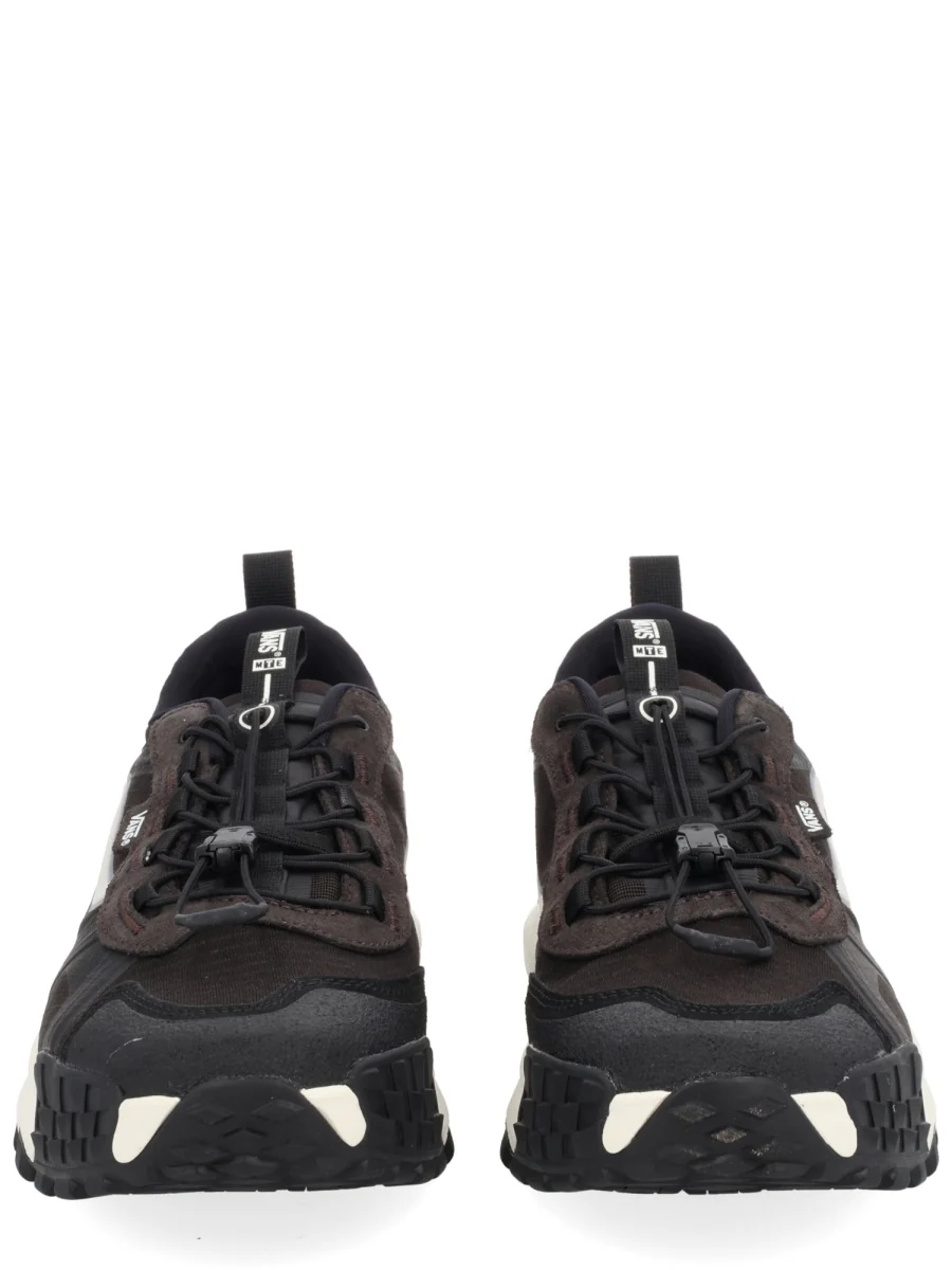 Vans Classic High-Top Sneakers for Men - Image 3