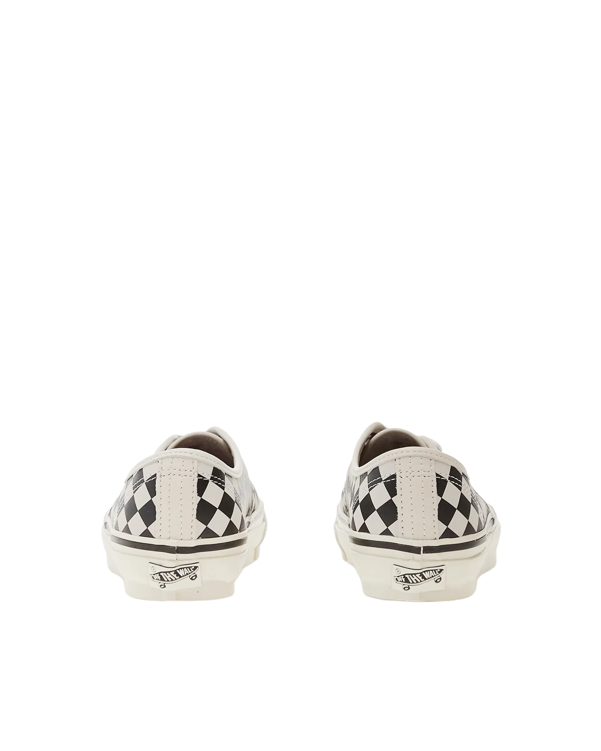 Vans Classic Unisex Sneakers - Image 2