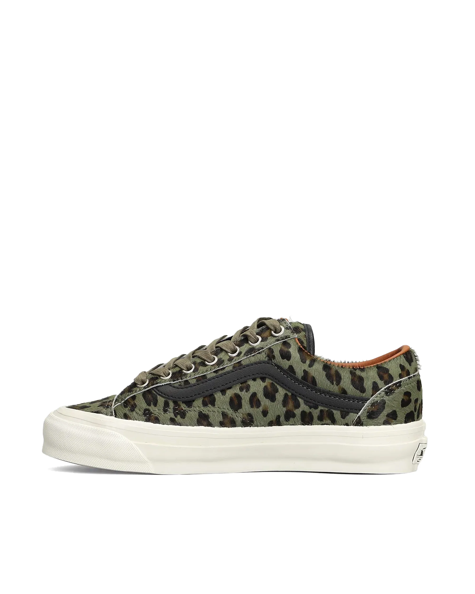 Vans Women's Premium Leather Sneakers - Image 3